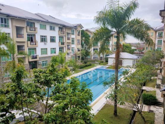 Natol Homestay - Kuching Home Penthouse Airport Road Eksteriør bilde