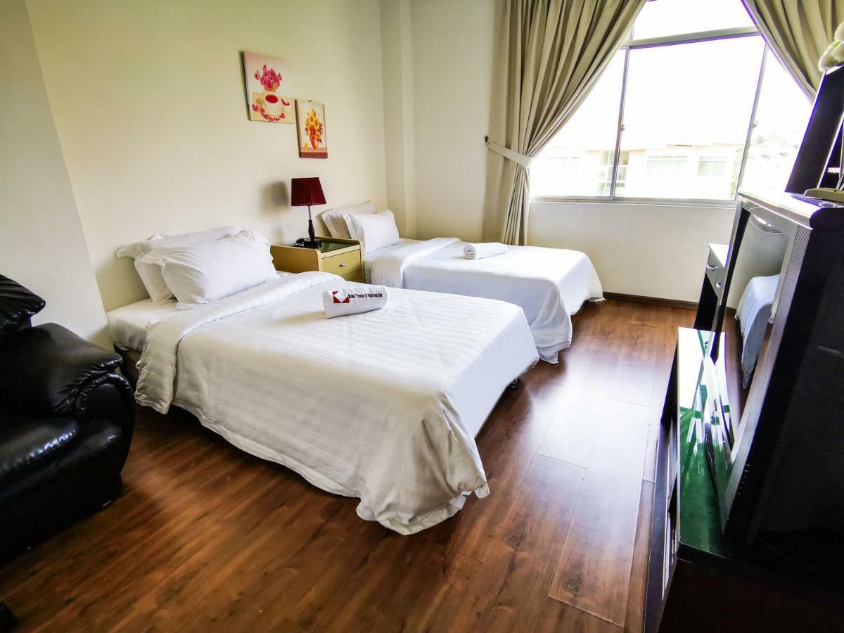 Natol Homestay - Kuching Home Penthouse Airport Road Eksteriør bilde