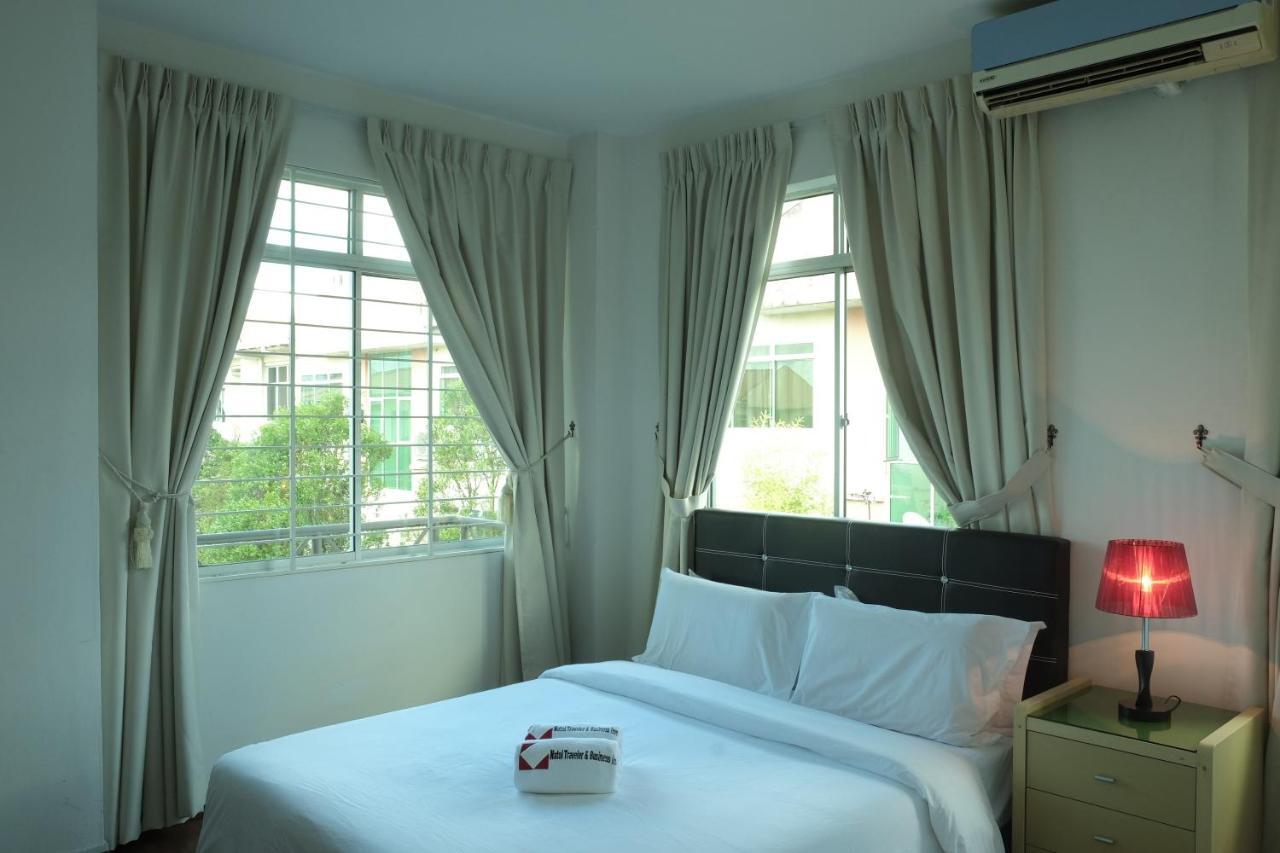 Natol Homestay - Kuching Home Penthouse Airport Road Eksteriør bilde